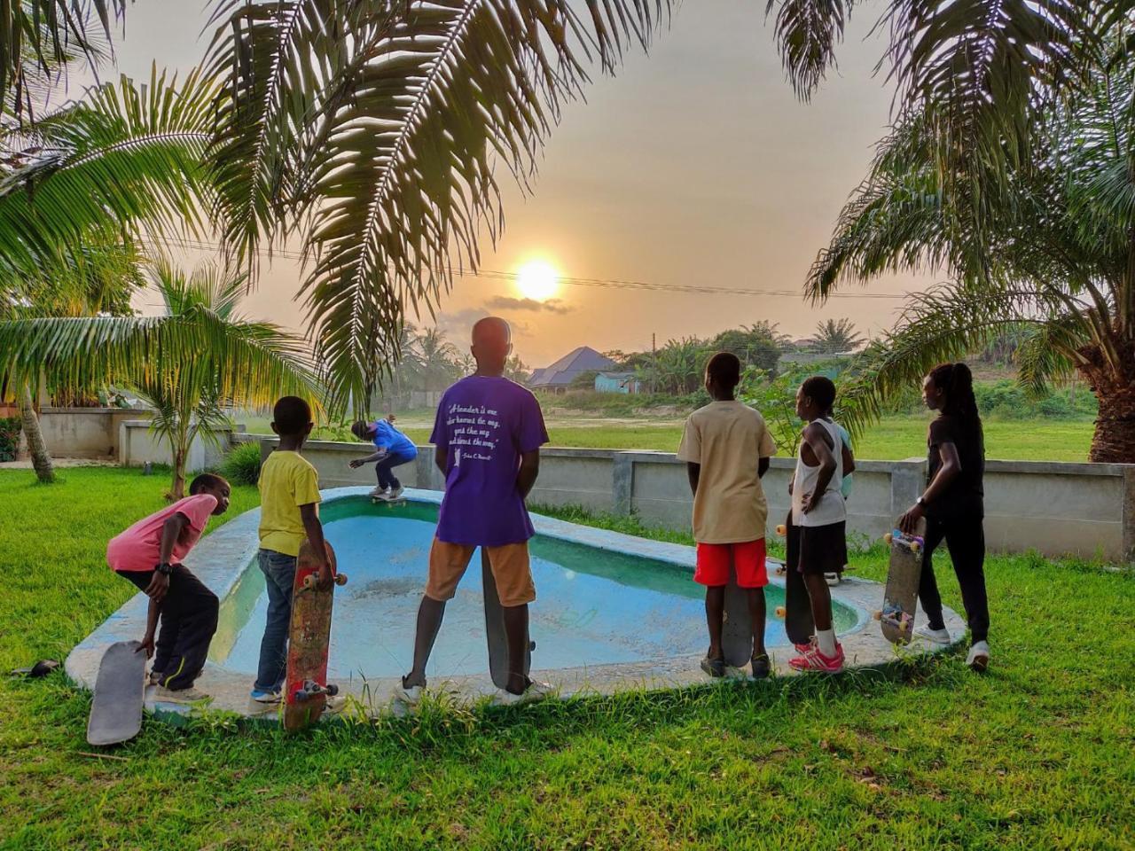Serenity Haven Lodge Busua Dış mekan fotoğraf